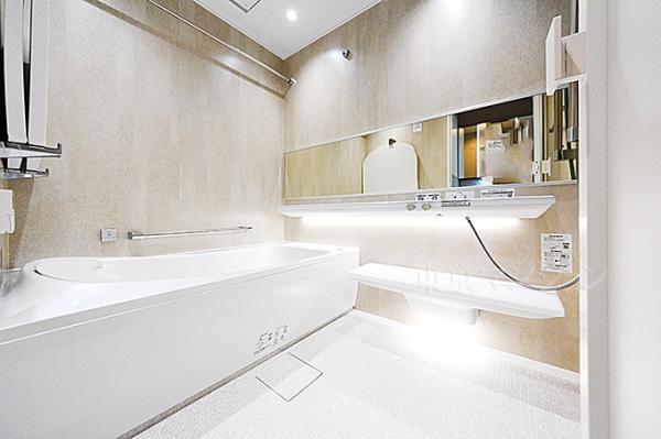 富久クロス　コンフォートタワー 浴室
