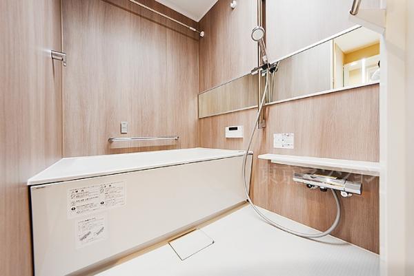 ドミール五番町 浴室