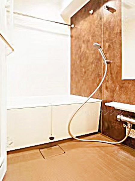 宮廷東新宿ビル 浴室