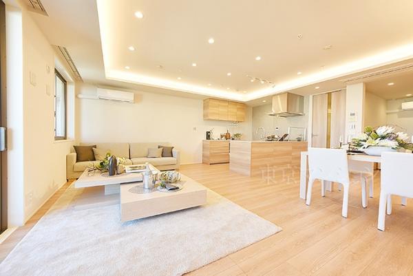 パークタワーグランスカイ リビング