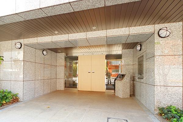 クオリア後楽園 エントランス（外）