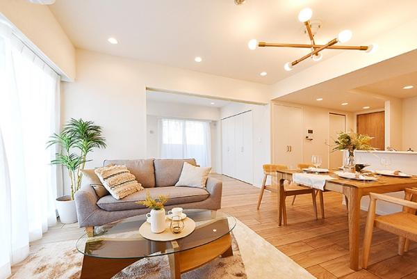 クレストフォルム田町ベイフロントスクエア リビング