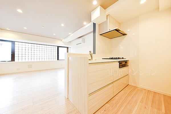 ヴィラ・アドバンス リビング