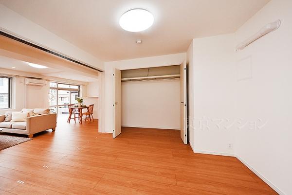 日興パレス恵比寿 リビング以外の居室