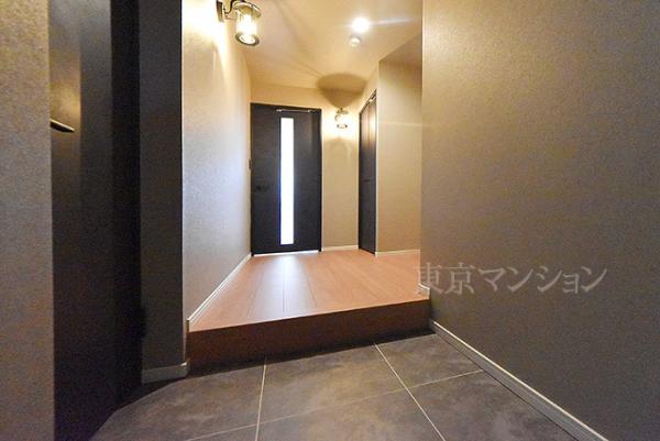 日興パレス恵比寿 玄関