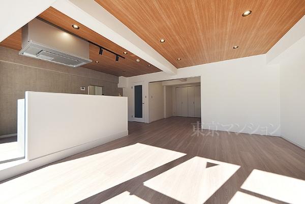 御苑ハイム リビング