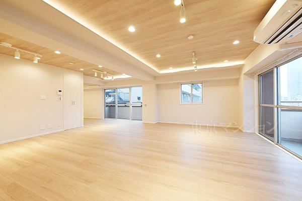 ハイネスロフティ リビング