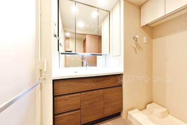 アトラスシティ千歳烏山グランスイート杜の棟 洗面化粧台