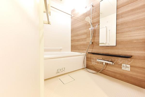 アトラスシティ千歳烏山グランスイート杜の棟 浴室