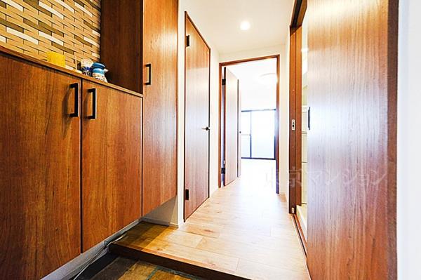 エルベT.M東中野 玄関