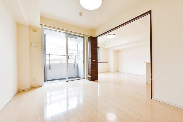 グランベル日暮里アスリア リビング以外の居室