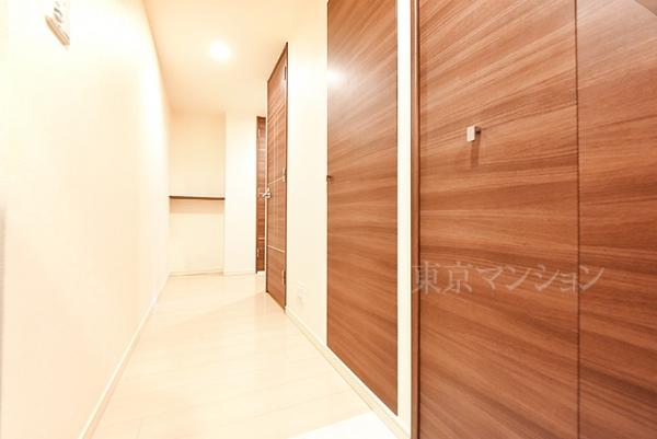 グランベル日暮里アスリア 玄関