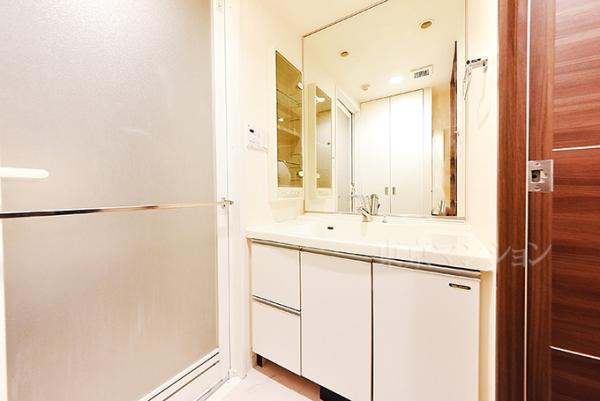 グランベル日暮里アスリア 洗面化粧台