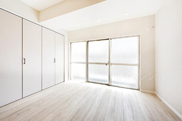 ライオンズマンション赤坂第２ リビング以外の居室