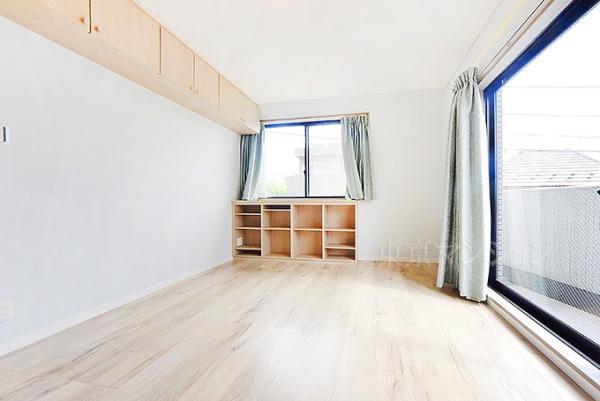 ロイヤルステージ市ヶ谷 リビング以外の居室