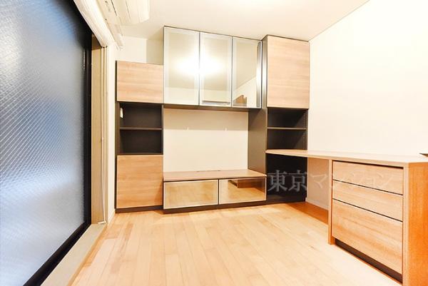 ロイヤルステージ市ヶ谷 リビング以外の居室