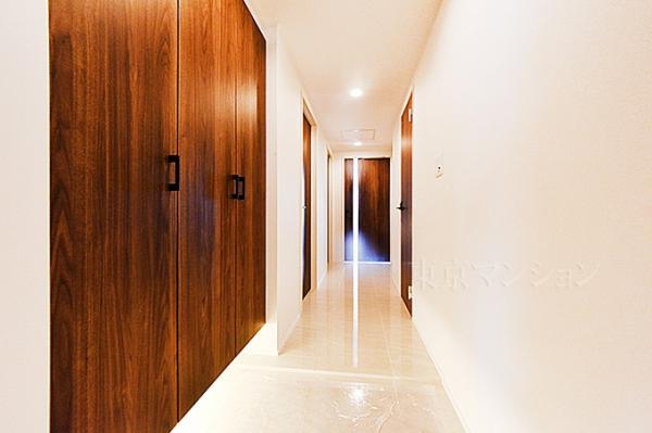 エアライズタワー 玄関