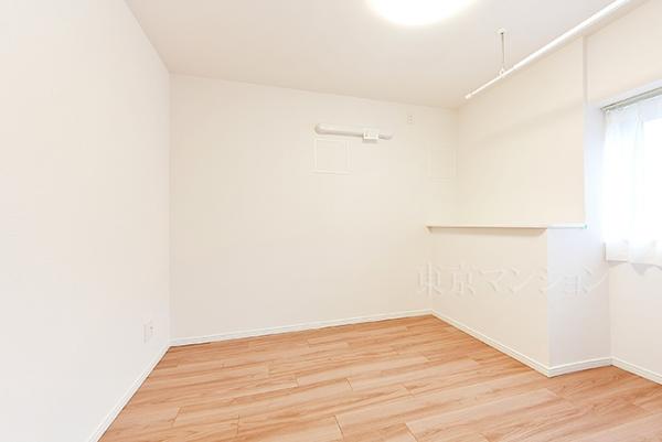 秀和高輪レジデンス リビング以外の居室