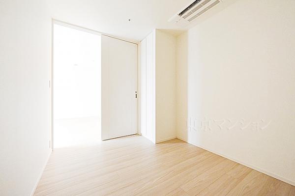 ＷＯＲＬＤ　ＴＯＷＥＲ　ＲＥＳＩＤＥＮＣＥ リビング以外の居室