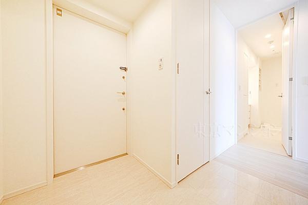 ＷＯＲＬＤ　ＴＯＷＥＲ　ＲＥＳＩＤＥＮＣＥ 玄関