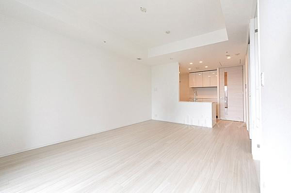 ＷＯＲＬＤ　ＴＯＷＥＲ　ＲＥＳＩＤＥＮＣＥ リビング