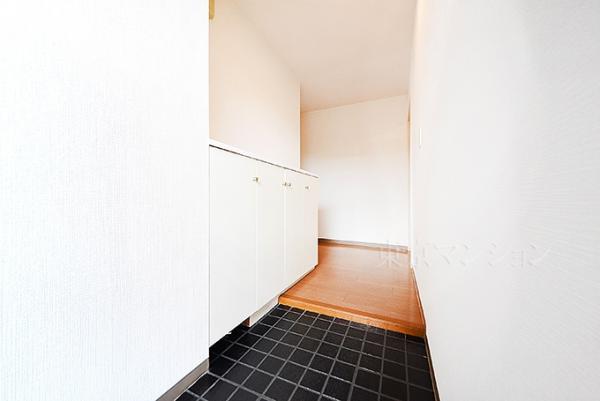 クレール白金台 玄関