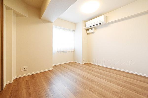 レガリアスパシエ目白 リビング以外の居室