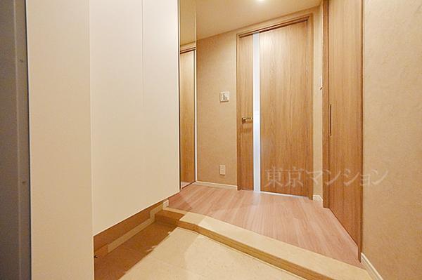 ジェイパーク目黒Ⅳ 玄関