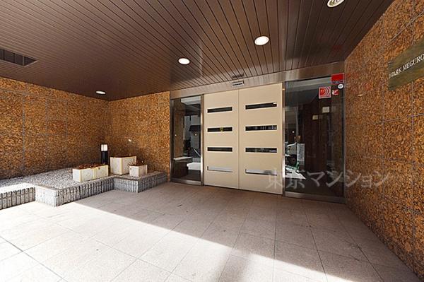 ジェイパーク目黒Ⅳ エントランス（外）