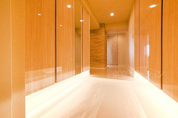 キャナルワーフタワーズイースト 玄関