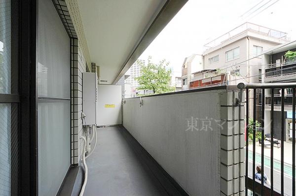 アゼリアコート バルコニー