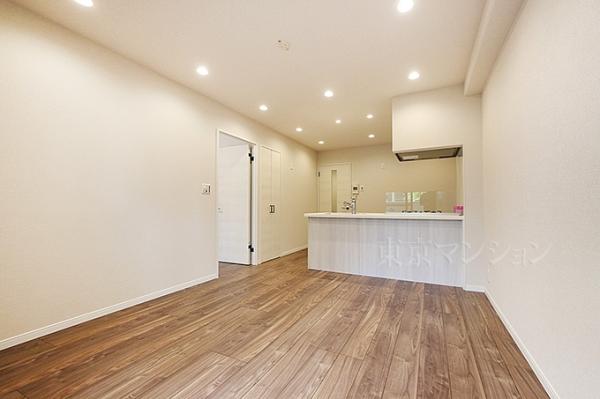 アゼリアコート リビング