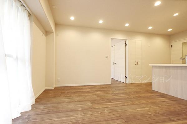 アゼリアコート リビング