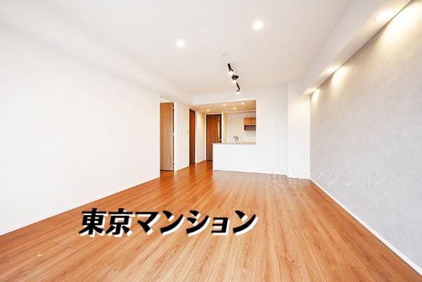 センチュリー千歳烏山レジデンス リビング