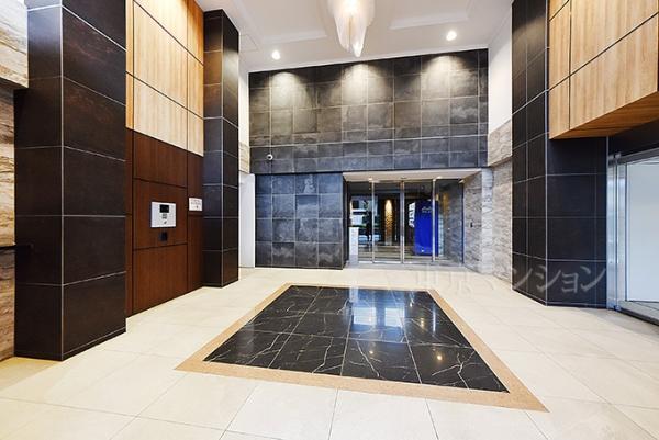 センチュリー千歳烏山レジデンス エントランスホール