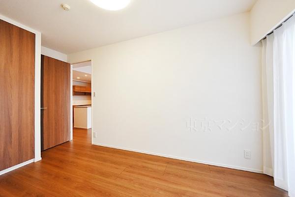 センチュリー千歳烏山レジデンス リビング以外の居室