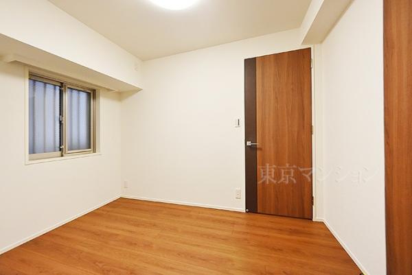 センチュリー千歳烏山レジデンス リビング以外の居室