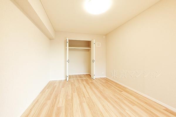 ファミールグラン高井戸デュープレックス リビング以外の居室