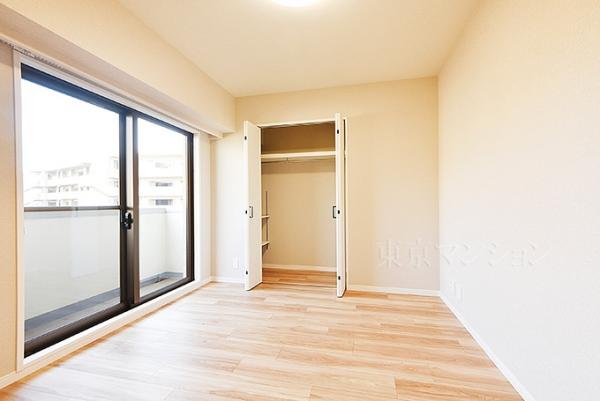 ファミールグラン高井戸デュープレックス リビング以外の居室