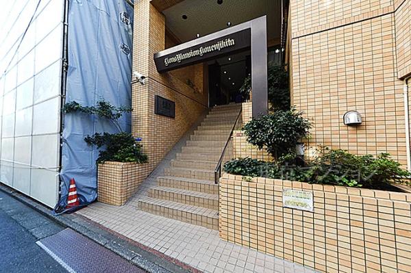 ライオンズマンション高円寺北 エントランス（外）