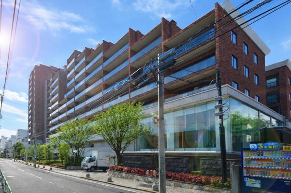 中古マンション 豊島区高田２丁目16-13 JR山手線目白駅 1億5,800万円