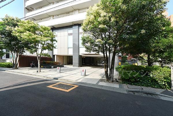 プラウドタワ－石神井公園 エントランス（外）