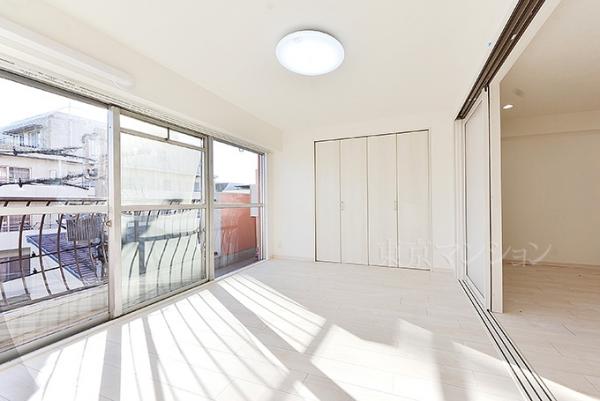 ハイライフ調布 リビング以外の居室