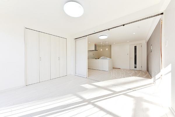 ハイライフ調布 リビング以外の居室