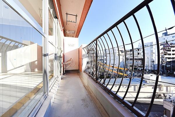 ハイライフ調布 バルコニー