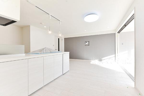 ハイライフ調布 リビング