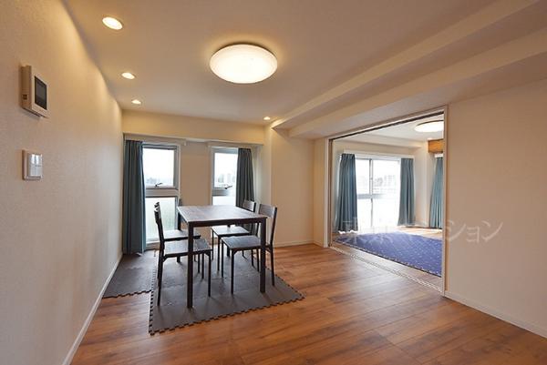 ハイネス文京本駒込 リビング