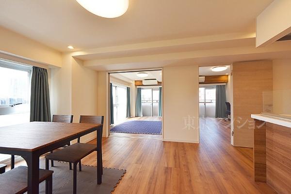 ハイネス文京本駒込 リビング