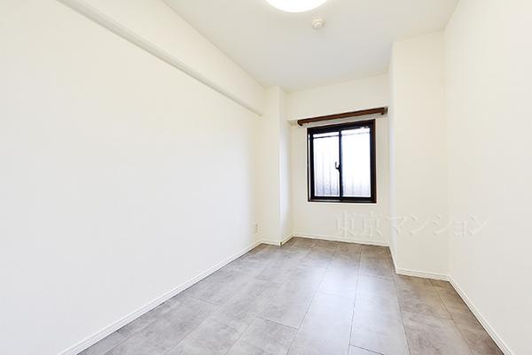 グランパーク深沢 リビング以外の居室