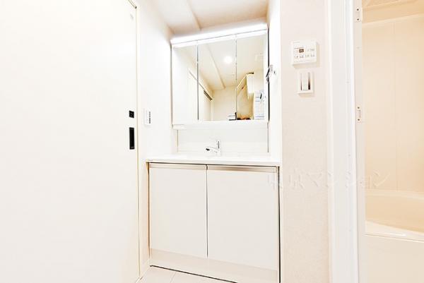 グランパーク深沢 洗面化粧台